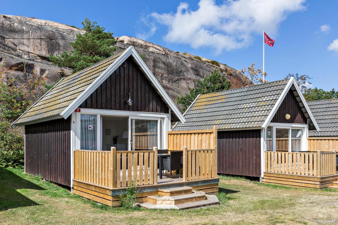 Väjern First Camp Solvik-Kungshamn酒店 外观 照片